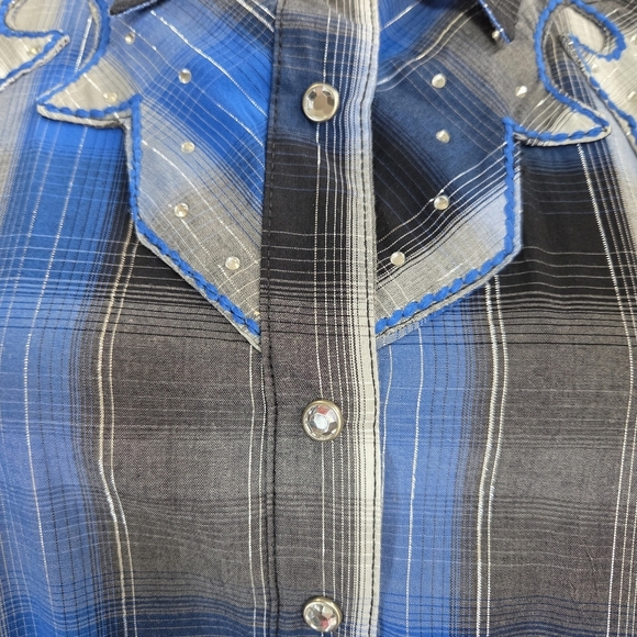 Wrangler Rock 47 Blue and Black Plaid Womans Shirt With Glitter Buttons Size XXL - Picture 3 of 5